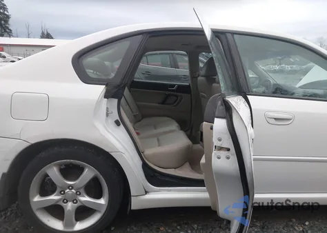 2006 Subaru Legacy 2.5I Limited из США, поврежденный, VIN 4S3BL626X67217690